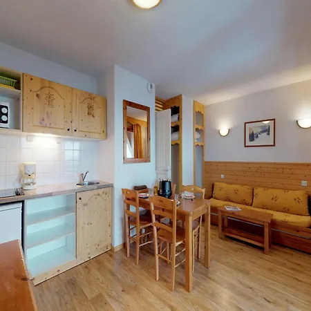 In Chatel Near Linga Gondola Appartement Chamrousse