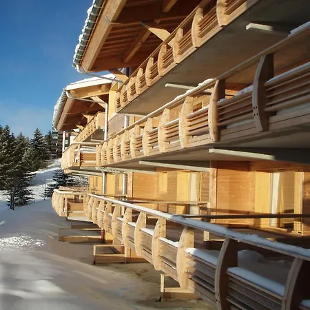 In Chatel Near Linga Gondola Апартаменты *